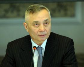 Кусаинов успешно сдал экзамен на знание госязыка