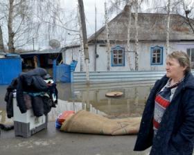 В поселке Мустафина сохраняется сложная паводковая ситуация