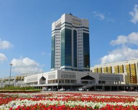 Правительство Казахстана  и руководители госорганов ушли  в отставку