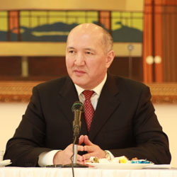 КCELL сопротивляется введению услуги MNP - глава АЗК