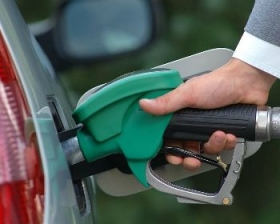 Казахстан ввел временный запрет на вывоз некоторых видов нефтепродуктов