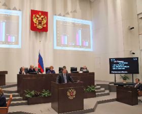 Совет федерации России отозвал разрешение на использование войск в Украине