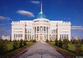 Нурсултан Назарбаев направил телеграмму с соболезнованиями семье Эдуарда Шеварднадзе