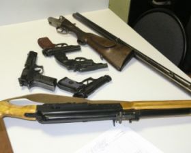 92 единицы огнестрельного оружия сдали граждане в полицию Алматы за последние 3,5 месяца