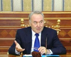 Назарбаев посетит Туркменистан