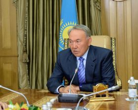 Назарбаев предлагает больше штрафовать, а не лишать людей свободы