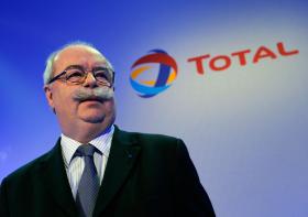 Президент Total погиб в авиакатастрофе в Москве