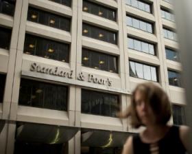 S&P понизило кредитный рейтинг Казахстана